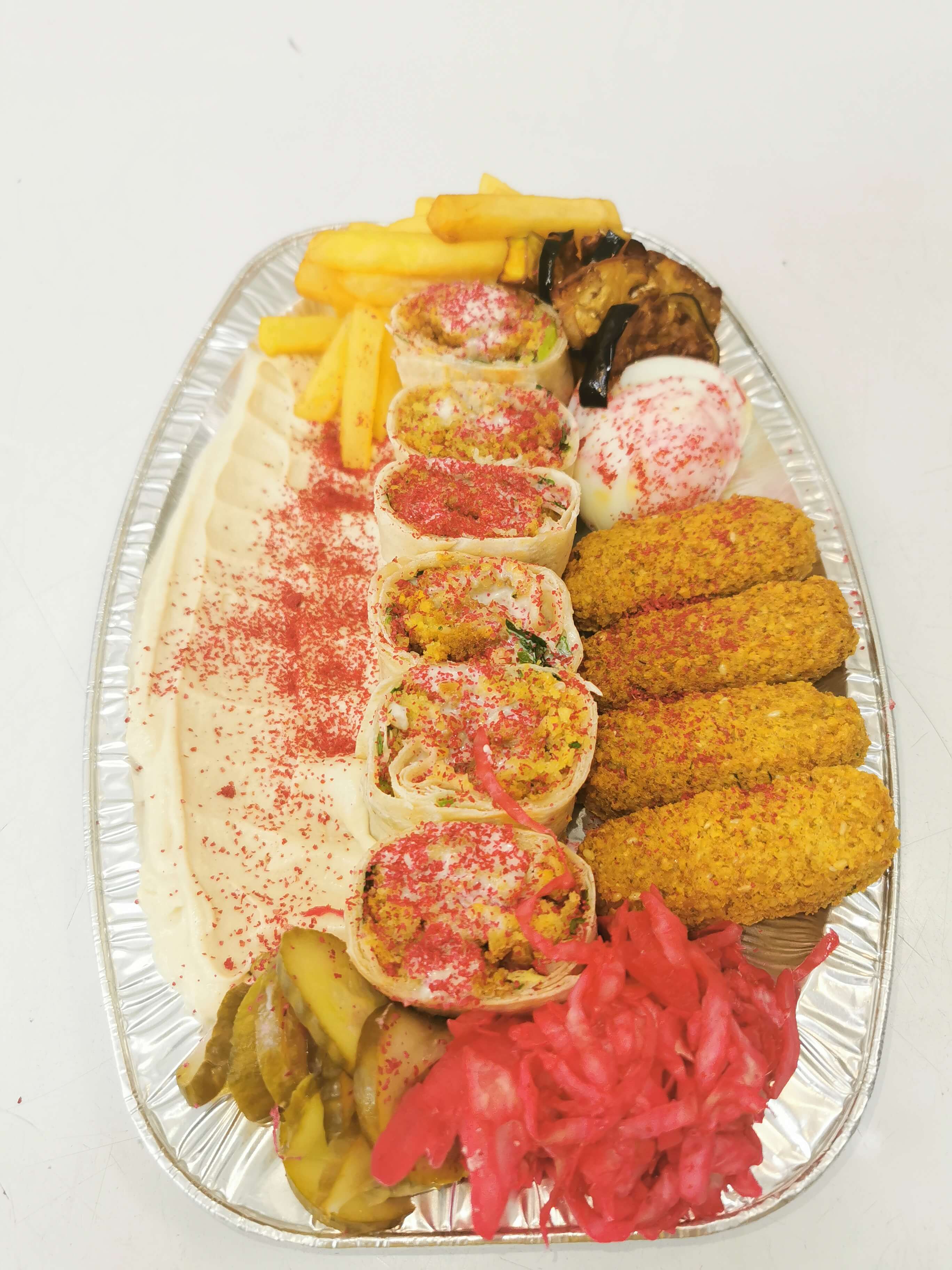 صحن فلافل عربي مشكل صغير